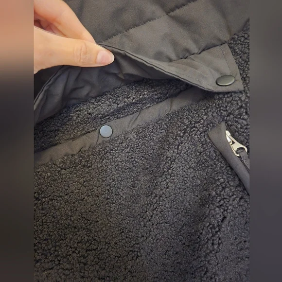 Forever 21 Men's Size Large Black Puffer Jacket - Picture 4 of 5